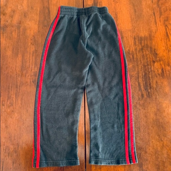 Adidas Black / Red Strips Sweatpants, size 5 - Picture 2 of 6